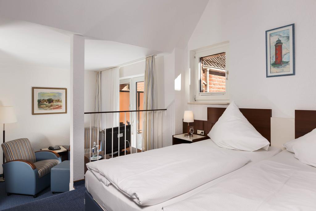 קושהאבן Hotel Seeschwalbe מראה חיצוני תמונה